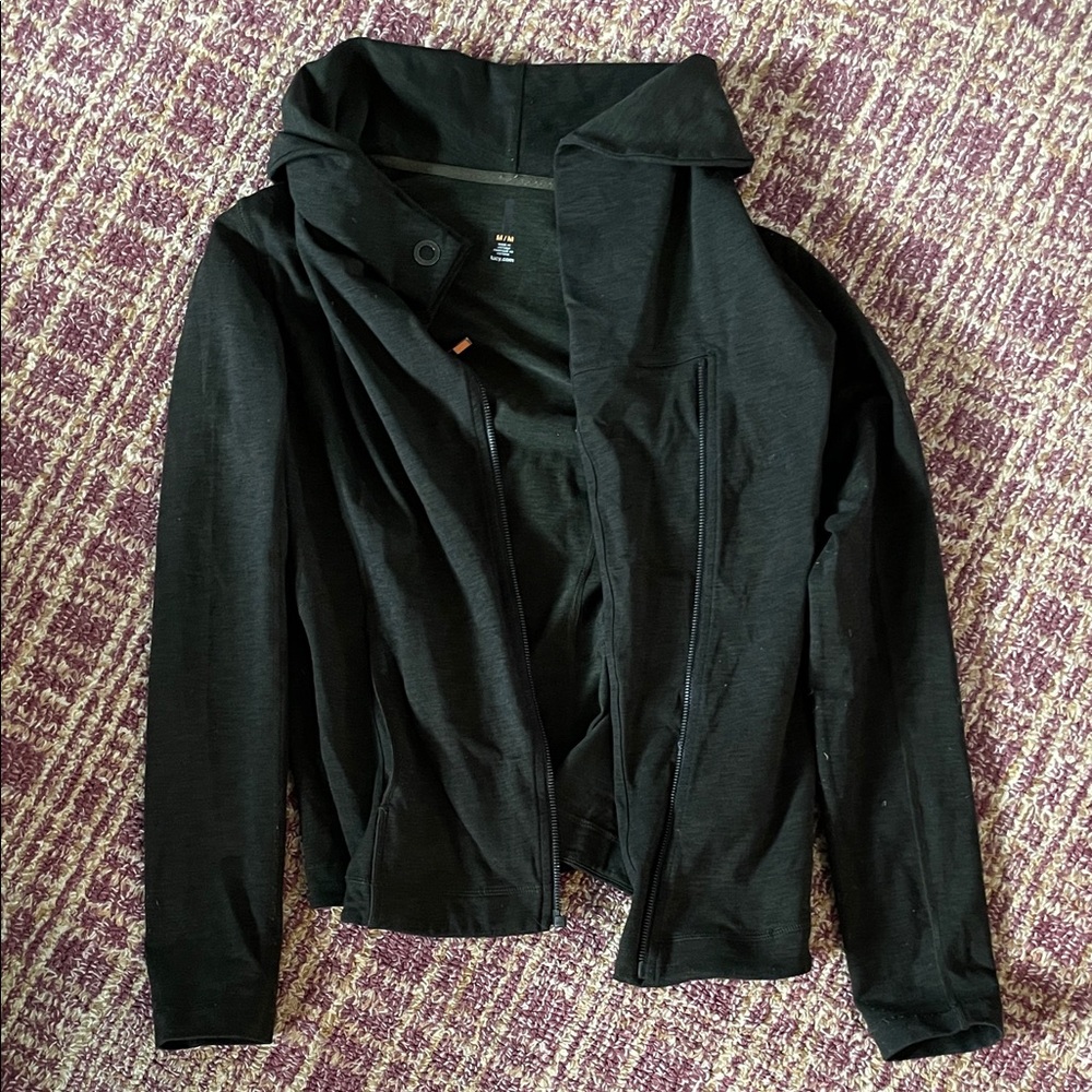 Women's Black Zipup Jacket